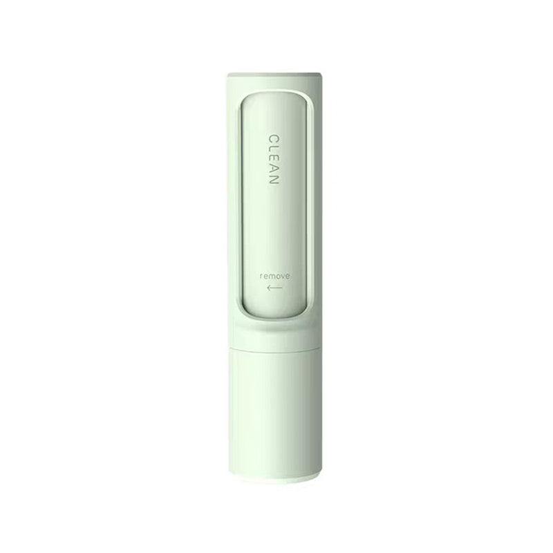 The "EverClean" Magic Fur Wand
