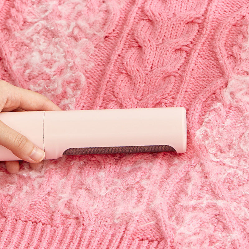 The "EverClean" Magic Fur Wand