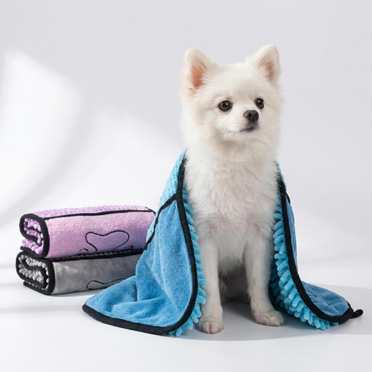 Super-Absorbent Microfibre Pet Towel with Handy Drying Pockets